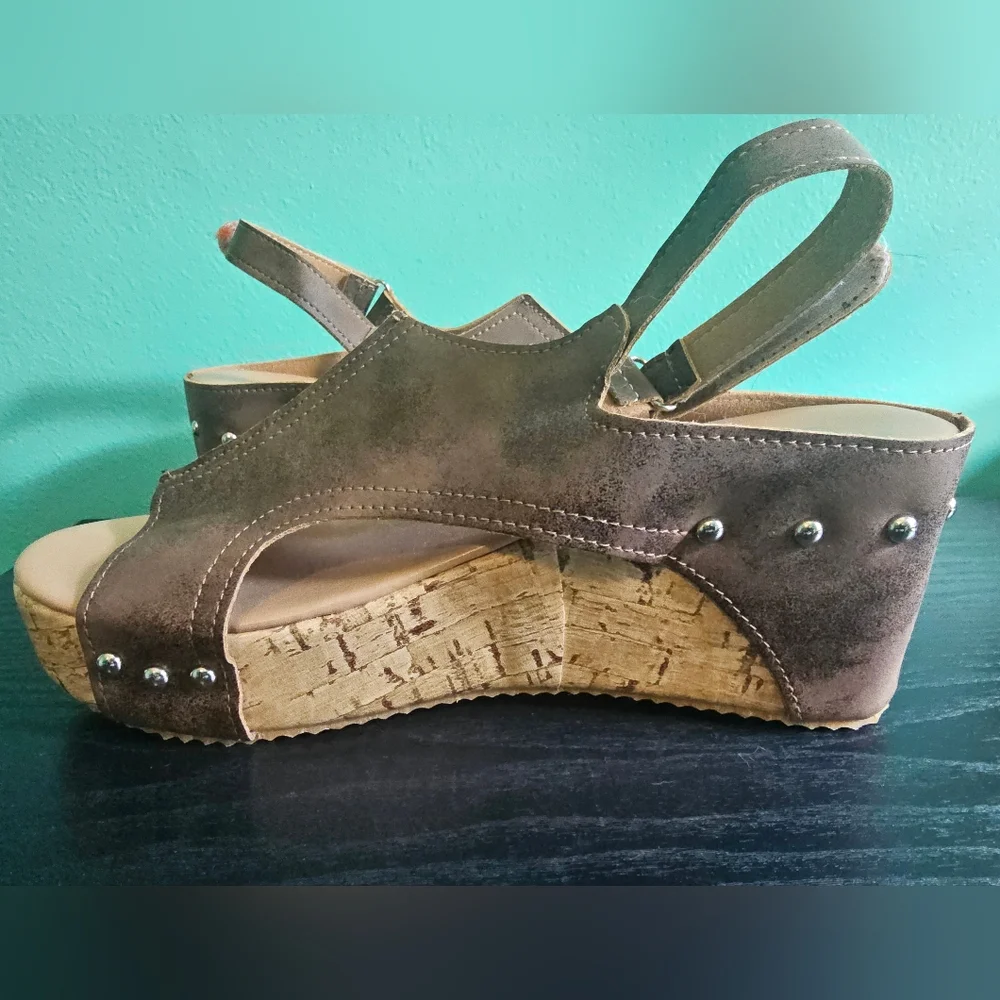 SHEIN brown studded